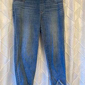Chico's Ankle Jegging with fringed hem Size 2.5